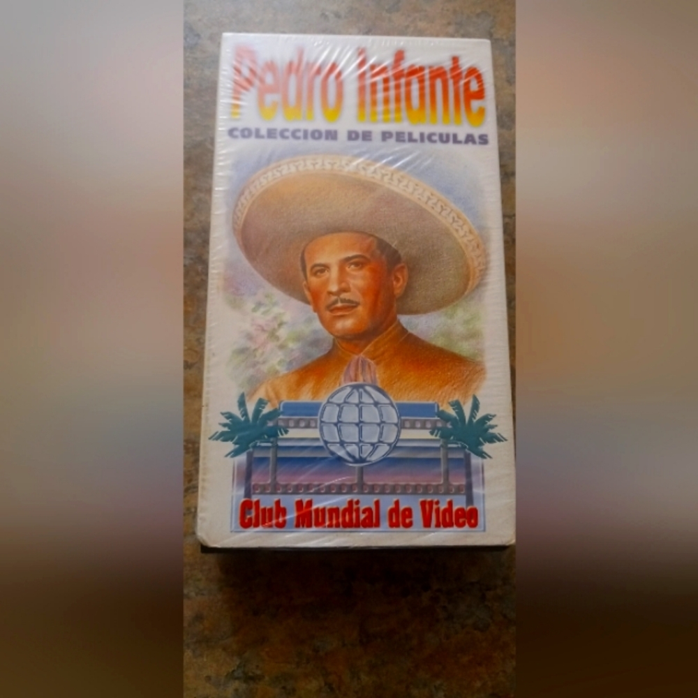 Club Mundial de Video Pedro Infante Collection - White/Orange Case VHS